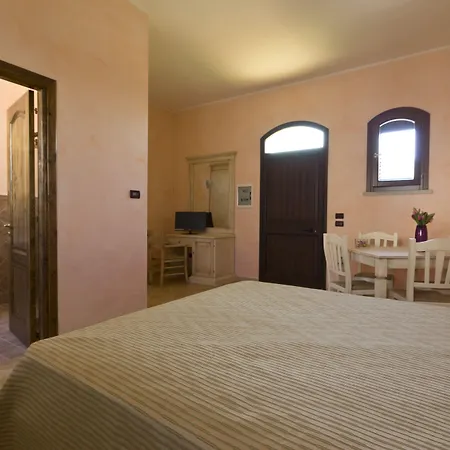 La Restuccia Masseria Urban - Discohotel 4*