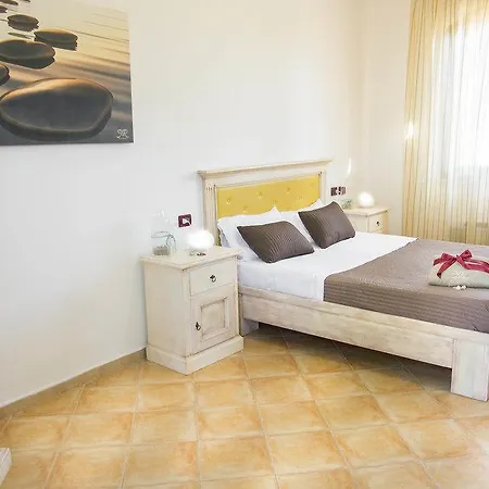 La Restuccia - Masseria Urban 4* Lequile